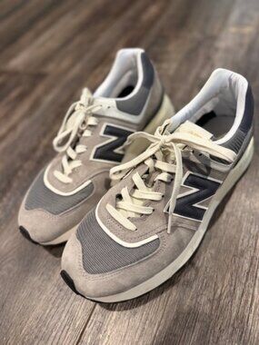 New Balance (practically new) Sz 12 Sneakers